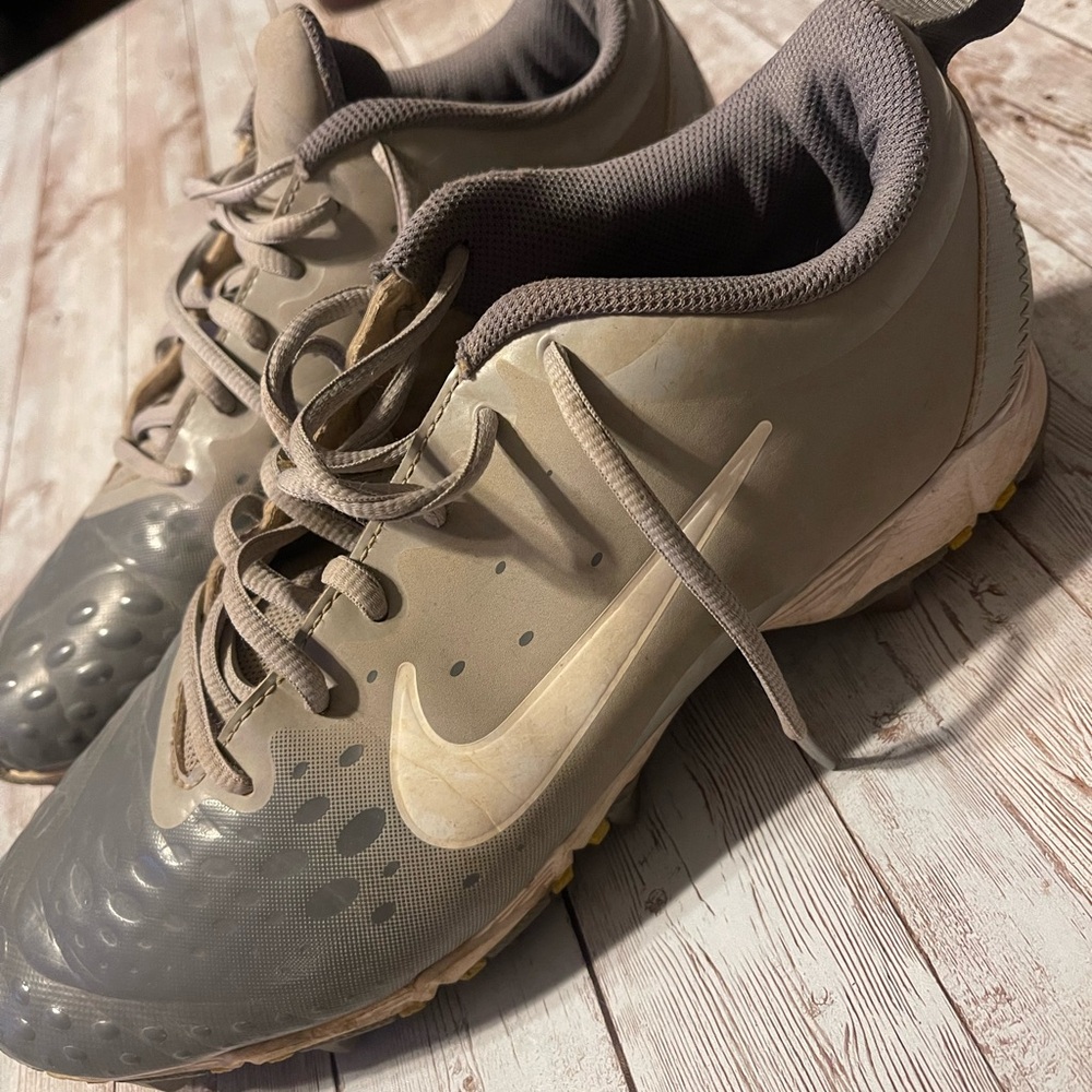 Nike Gray and Cream Athletic Shoes